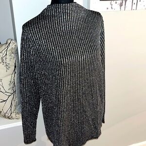 NWT Alfani black ribbed and silver sparkle threaded top fully lined